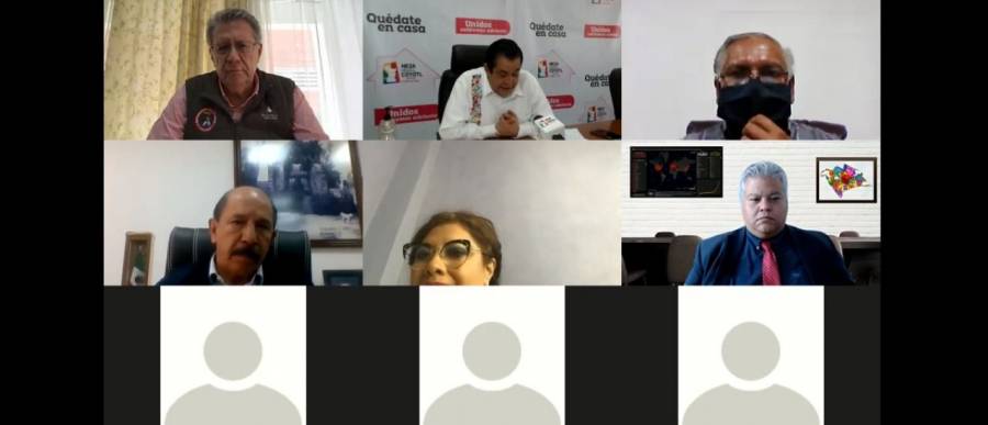 SANITIZAR, REDUCIR AFLUENCIA DE TRANSPORTE, Y USO DE CUBREBOCAS ACUERDAN PARA EL ORIENTE