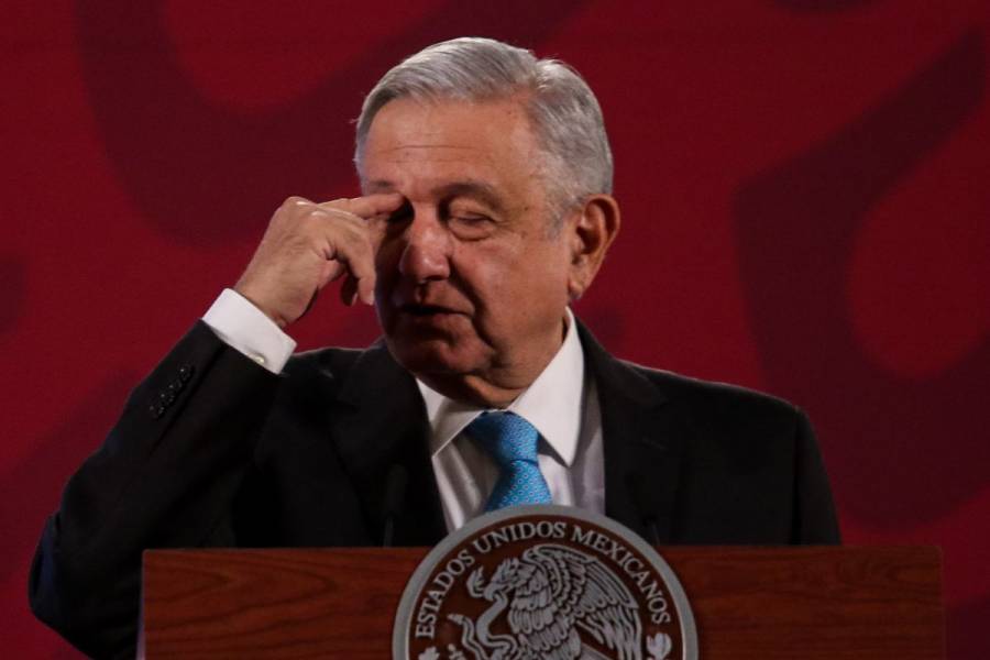 Presidente López Obrador decide hacer a un lado tema de Calderón