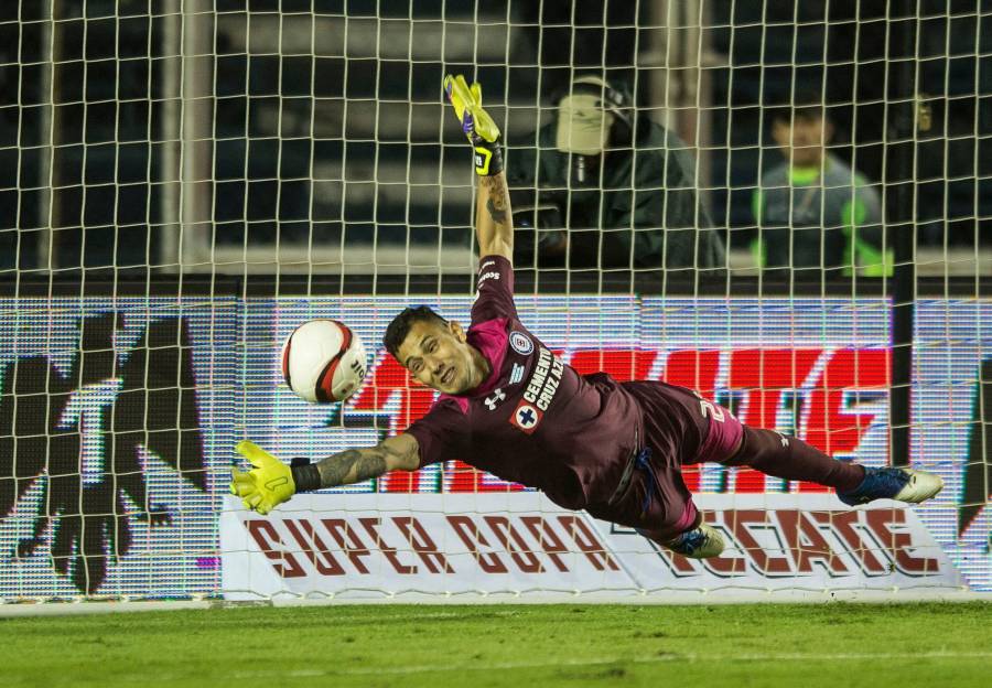En Cruz Azul Hidalgo mantenemos rutinas en línea para estar listos: Jair Peláez