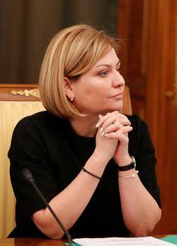 Ministra de Cultura de Rusia es diagnosticada con Covid-19
