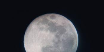 Horarios y detalles para ver la última superluna del año