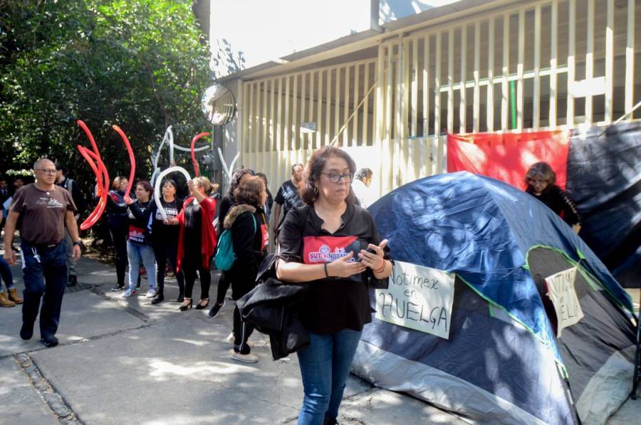SutNotimex lamenta despido de más de 100 madres y jefas de familia