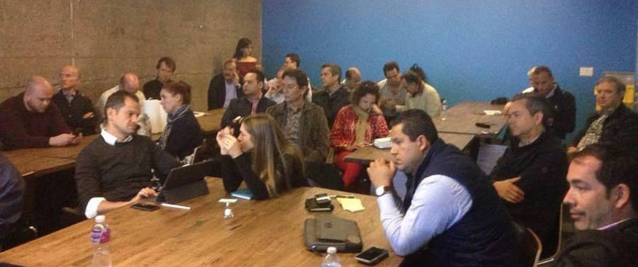 Gobernador invita a TESLA a invertir en Guanajuato