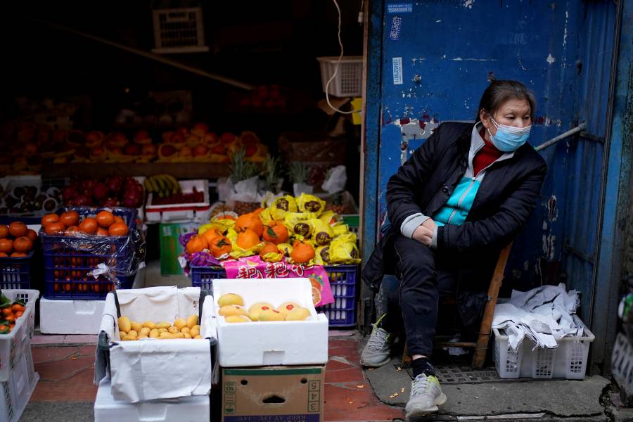 China eleva riesgo epidemiológico tras registrar 14 casos