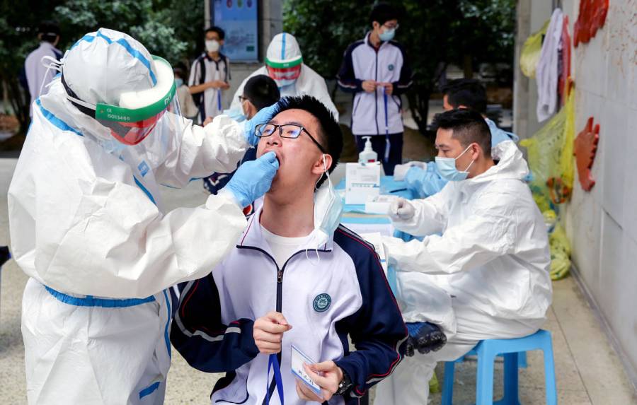 Wuhan reporta primer foco de infecciones de Covid-19 tras salir de cuarentena