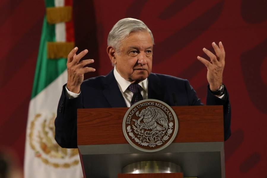 Acusan a AMLO de ser tan desatendido del Covid-19 como Donald Trump