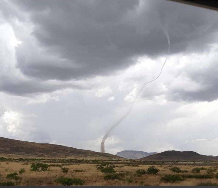 Se registra tornado en carretera de Chihuahua a Ciudad Juárez