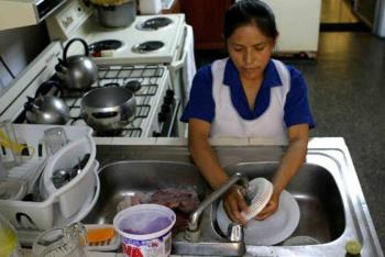 Presenta IMSS nuevo cr&eacute;dito solidario para las trabajadoras del hogar