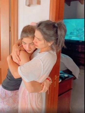 Famosos festejan a mam&aacute; v&iacute;a online