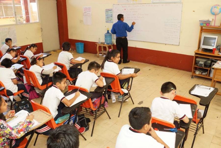 Piden estados que las clases presenciales inicien el próximo ciclo escolar