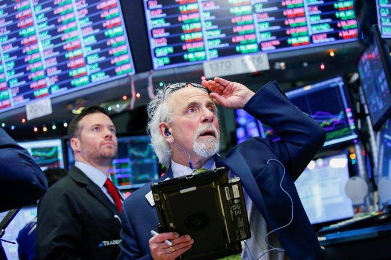Wall Street duda sobre reapertura económica