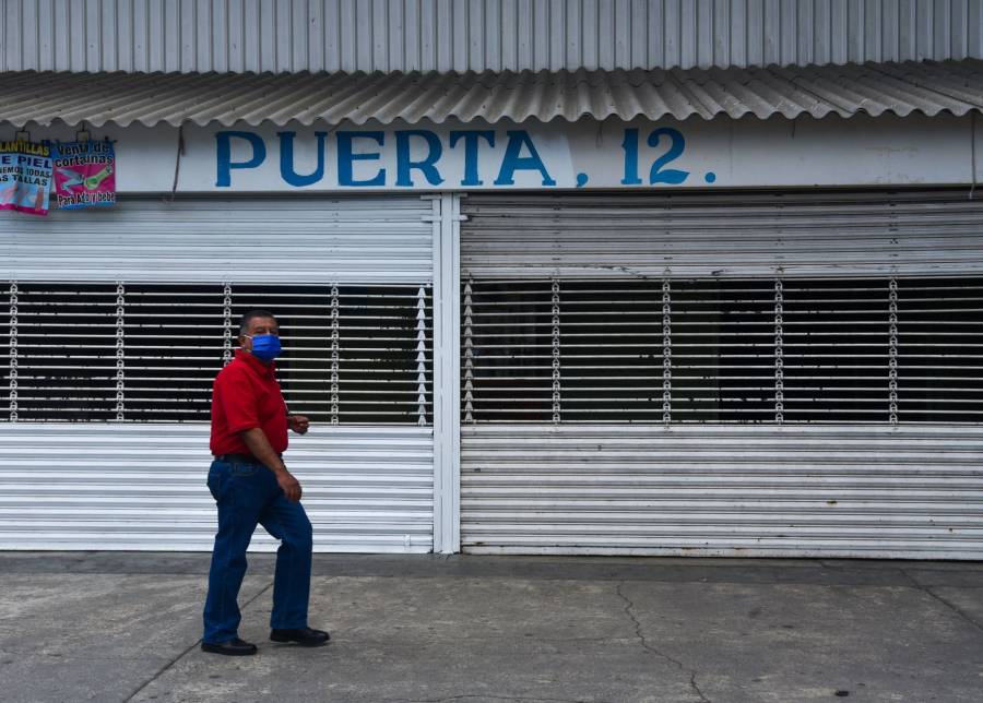 Con mesa económica, oposición abre foro