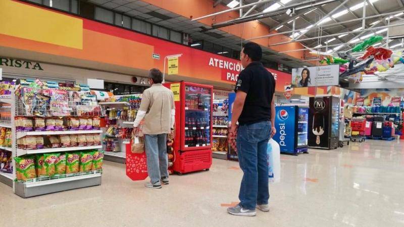 Cayeron 22.9 por ciento en abril las ventas en tiendas de autoservicio