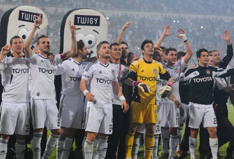 Besiktas reporta ocho casos positivos de Covid-19