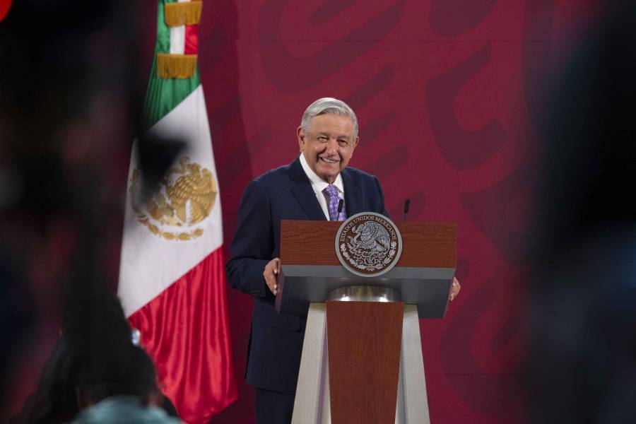 AMLO PUBLICARÁ ESCRITO SOBRE NUEVO MODELO ECONÓMICO BASADO EN BIENESTAR Y FELICIDAD