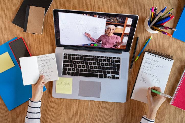 Se titulan más alumnos vía remota