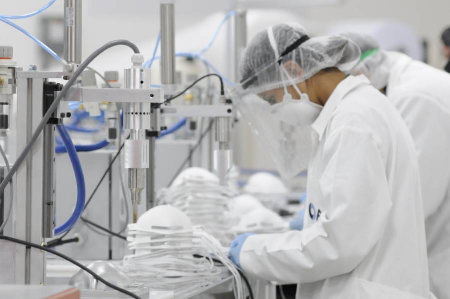 Con apoyo del gobierno capitalino se producirán mascarillas N95