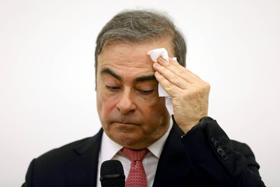 Detienen a dos personas que le ayudaron a Carlos Ghosn a escapar de Jap&oacute;n