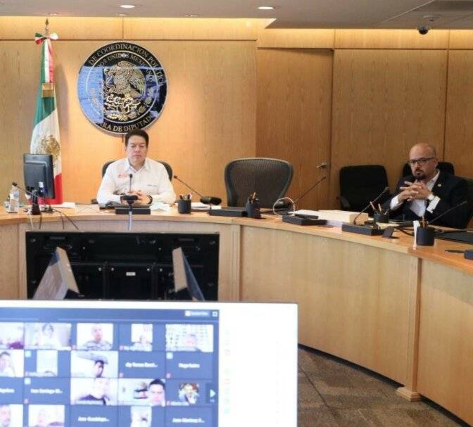 Destinan 16 tr&aacute;ileres refrigerantes para cad&aacute;veres por Covid-19