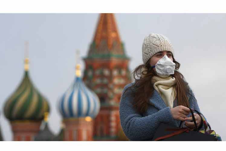 Poco más de 300 mil casos de Covid-19 reporta Rusia