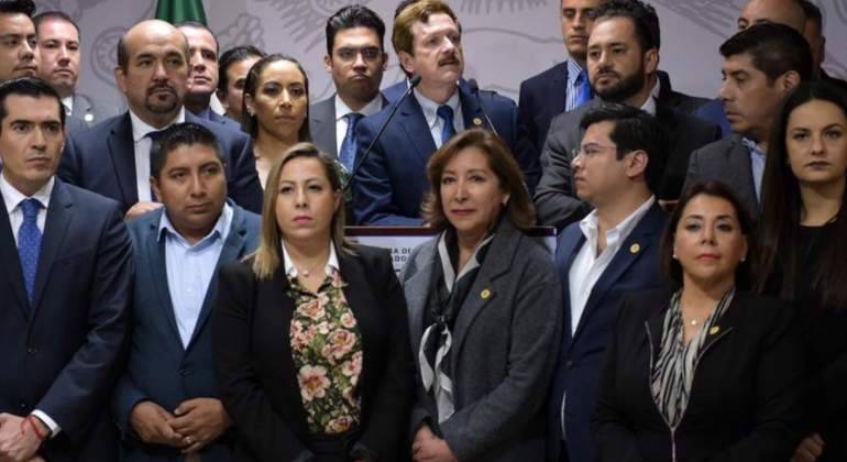...Y diputados del PAN van por comisión de la verdad