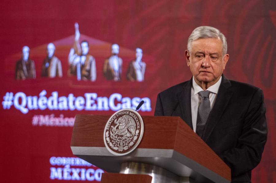 Se combatirá corrupción en migración, puertos y aduanas: AMLO