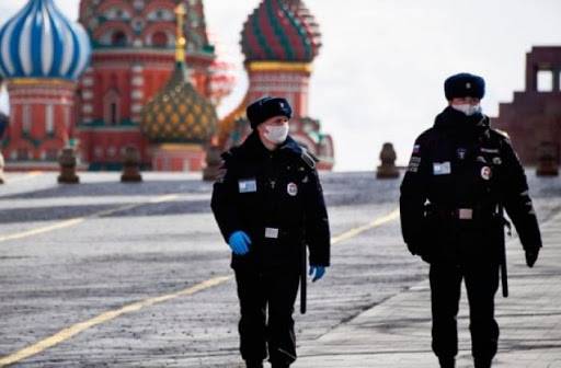 Rusia escala a 335 mil 882 casos positivos de COVID-19