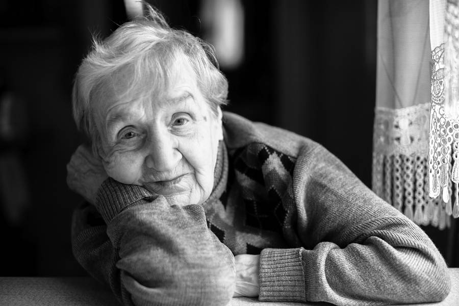 El ISSSTE monitorea a adultos mayores en cuarentena