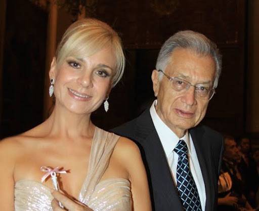 Trasciende que pareja de Bartlett dio positivo a COVID-19; luego lo desmienten
