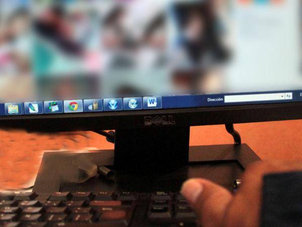 PRI pide a FGR atender porno infantil en apps 