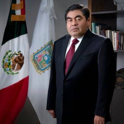 Barbosa Rechaza tomar el control de escuelas privadas