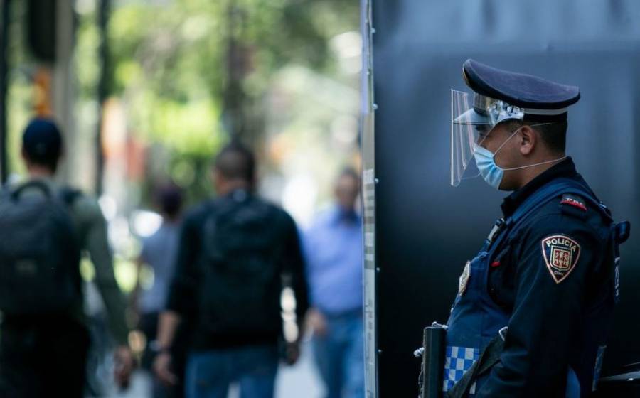 Detienen a hombre que asaltó a varias personas en Azcapotzalco