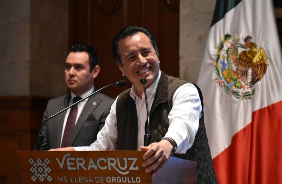 AMLO da espaldarazo a Gobernador de Veracruz