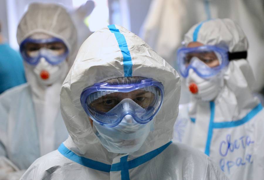 Rusia revela un centenar de muertes en personal médico por Covid-19
