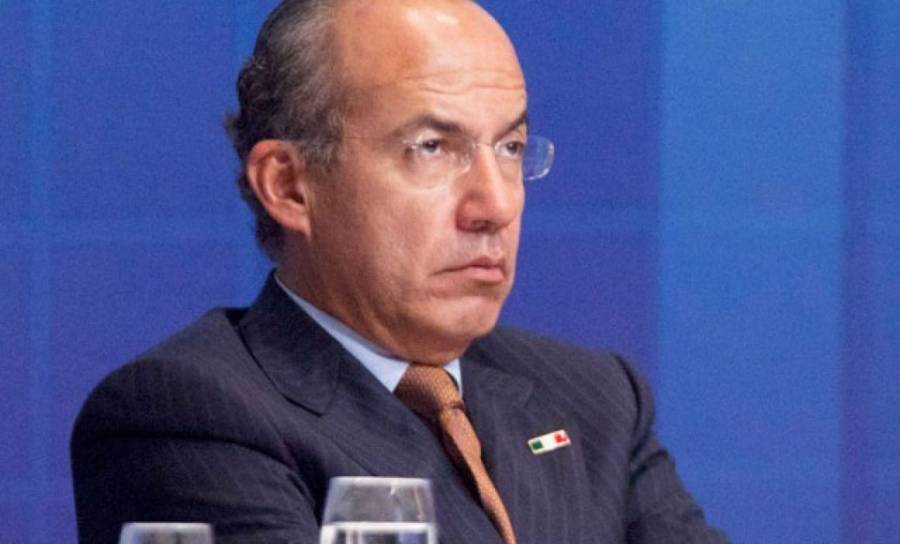 Felipe Calderón se burla de estrategia anticoronavirus