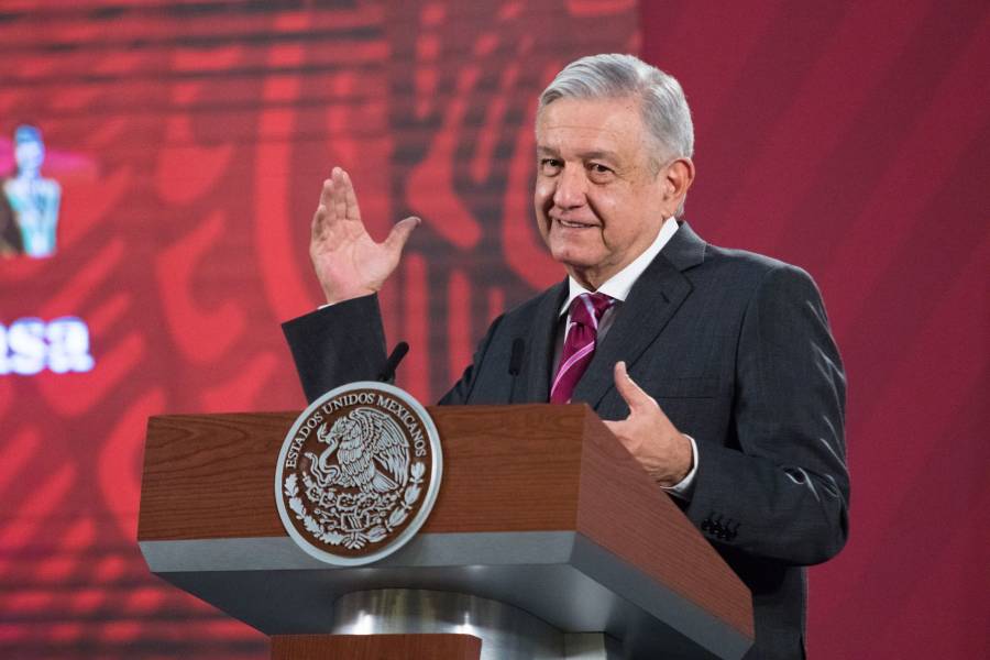 López Obrador defiende a Barbosa y Cuitláhuac