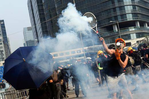 Tras meses de pausa, se reanudan protestas en Hong Kong