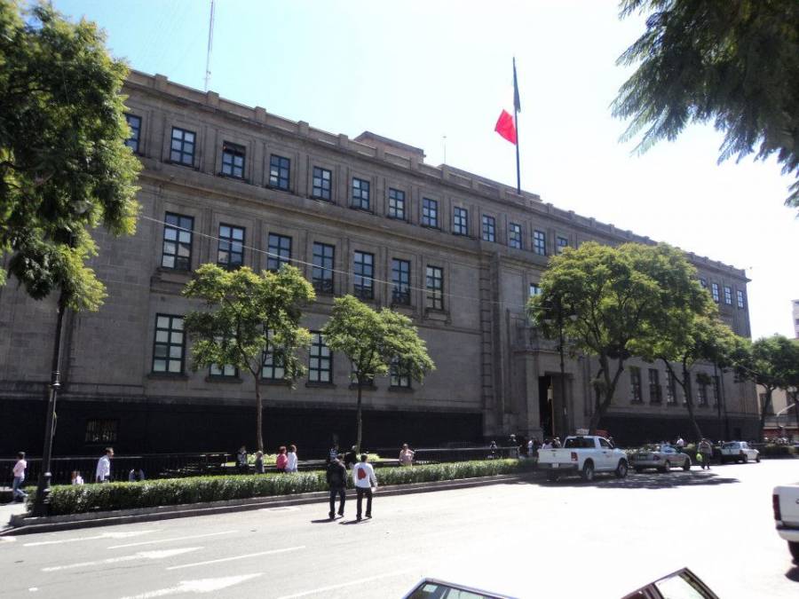 SCJN PERMITE QUE FUNCIONARIOS DE LA COFECE GANEN MÁS QUE AMLO