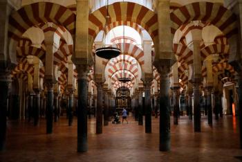 Pa&iacute;ses musulmanes se preparan para reabrir mezquitas tras pandemia