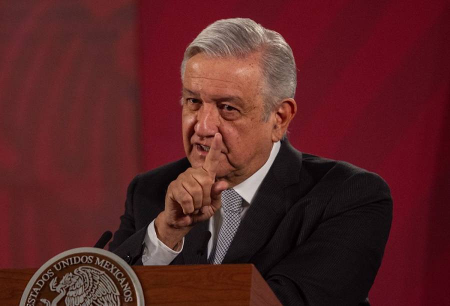 Sí hay equipo médico suficiente, asegura López Obrador