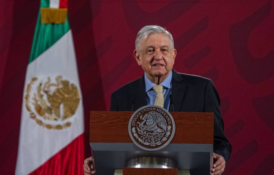 López Obrador señala que Ayotzinapa es asunto de Estado