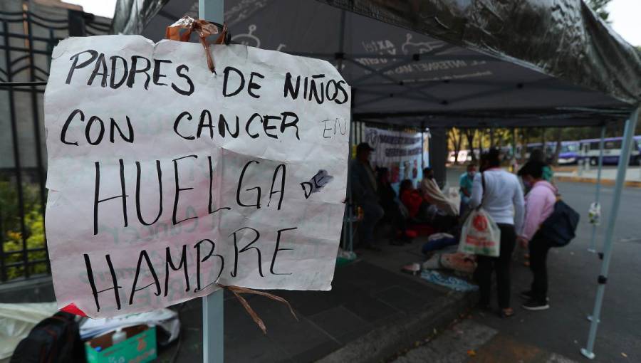 Salud llega a acuerdo con padres de niños con cáncer