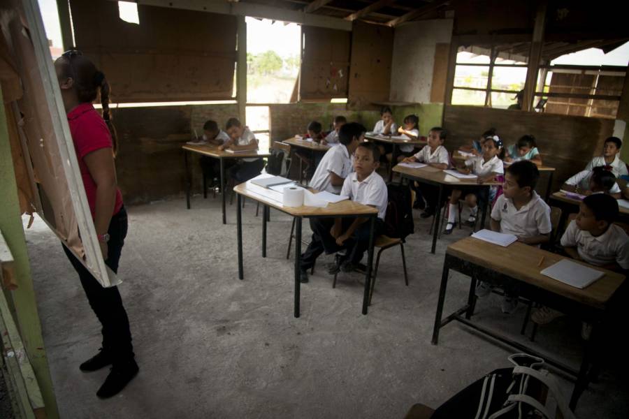 Si en las escuelas se presenta caso de Covid, cerraran por 15 días