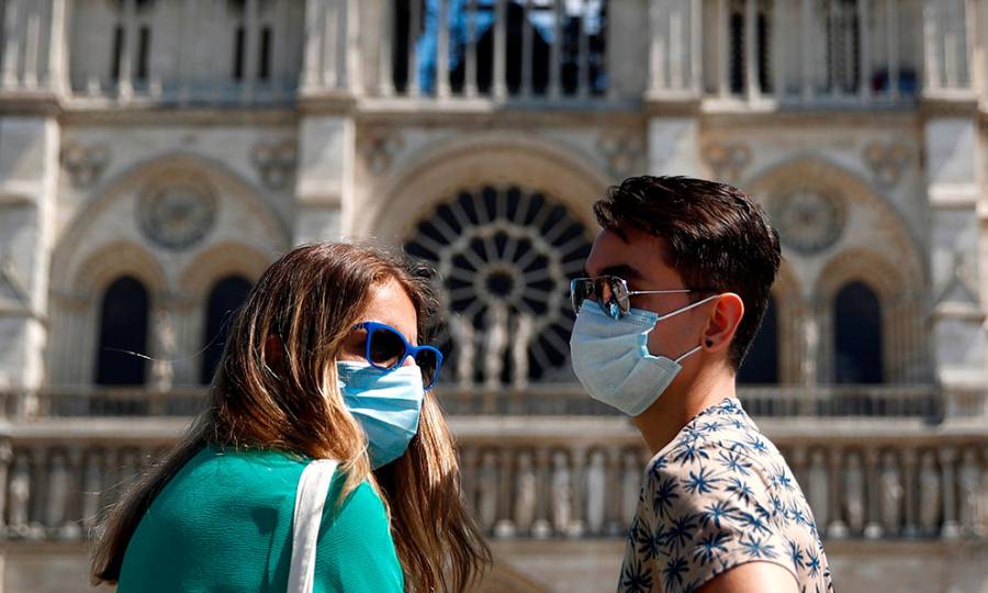 Reabren explanada de Catedral de Notre Dame a más de un año de incendio