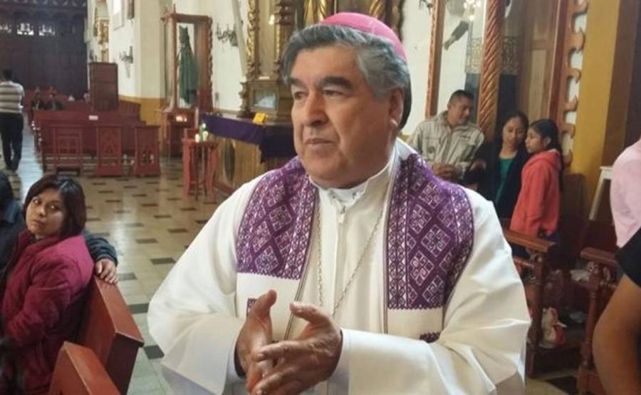 Obispo emérito de San Cristóbal de las Casas resulta herido en fuego cruzado