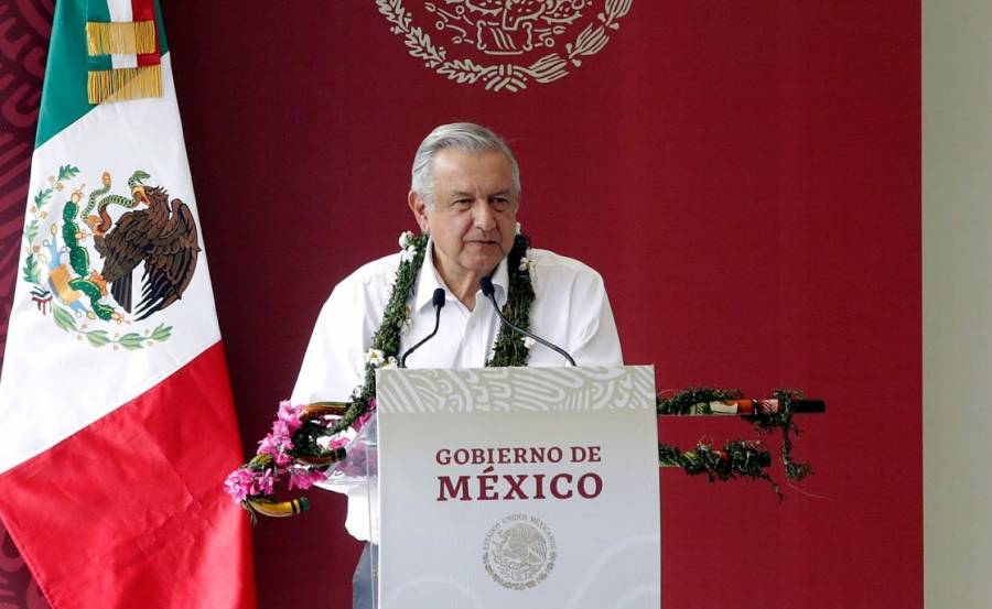 No se debe politizar salud de mexicanos ni economía: AMLO