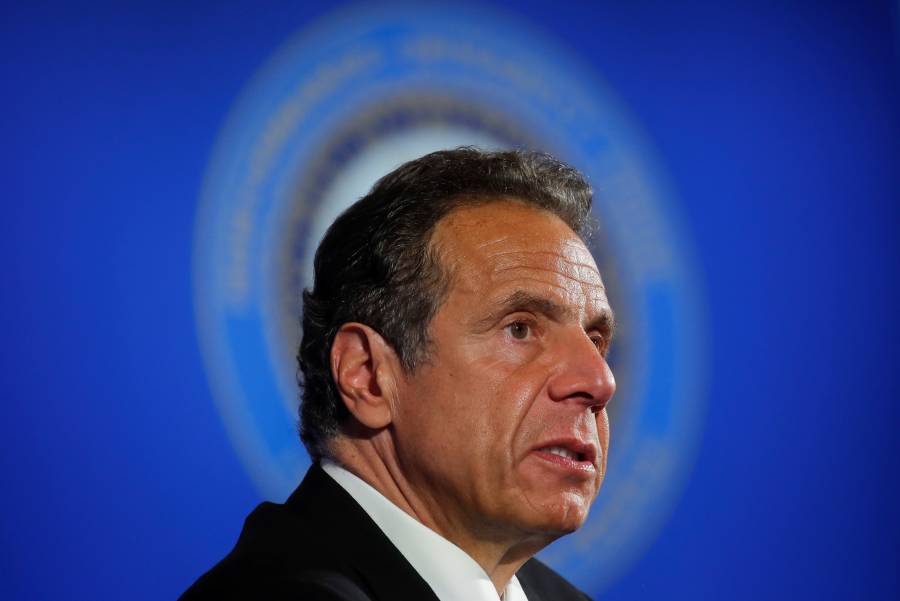 Gobernador de NY pide distinguir entre saqueadores y manifestantes