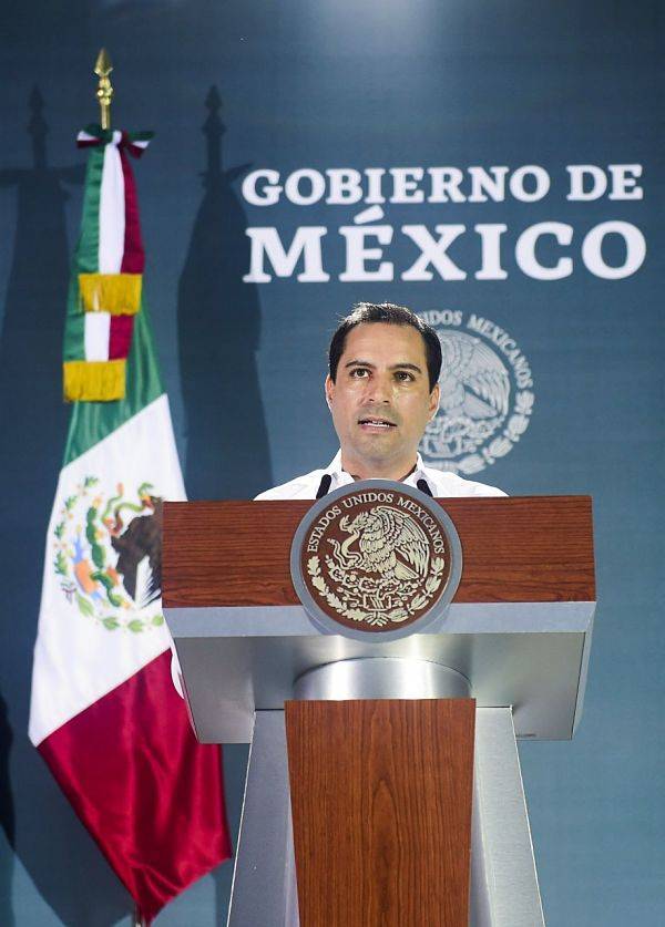 Gobernador pide a AMLO revisión de recibos de luz en Yucatán