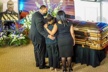 Homenaje a George Floyd en su funeral