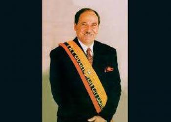 Arrestan a expresidente de  Ecuador por supuesta corrupci&oacute;n